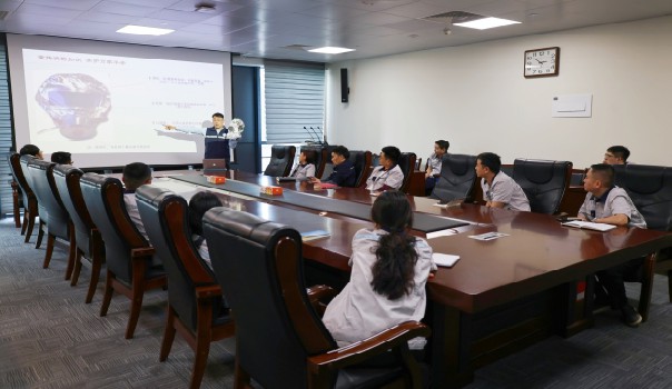 ȫL(zhng) ͬo(h)f(wn)Ұ(j)ϳͶO(sh)Ӌ(j)޹˾_(ki)չ(zi)p(zi)(zhun)}Ӗ(xn)